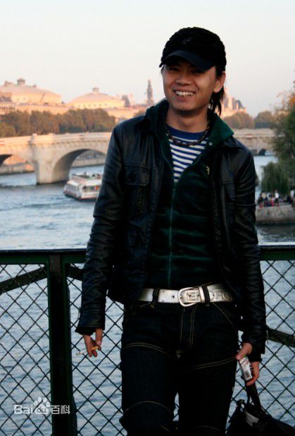 周旭(Zhou Xu)人物照片前后照片