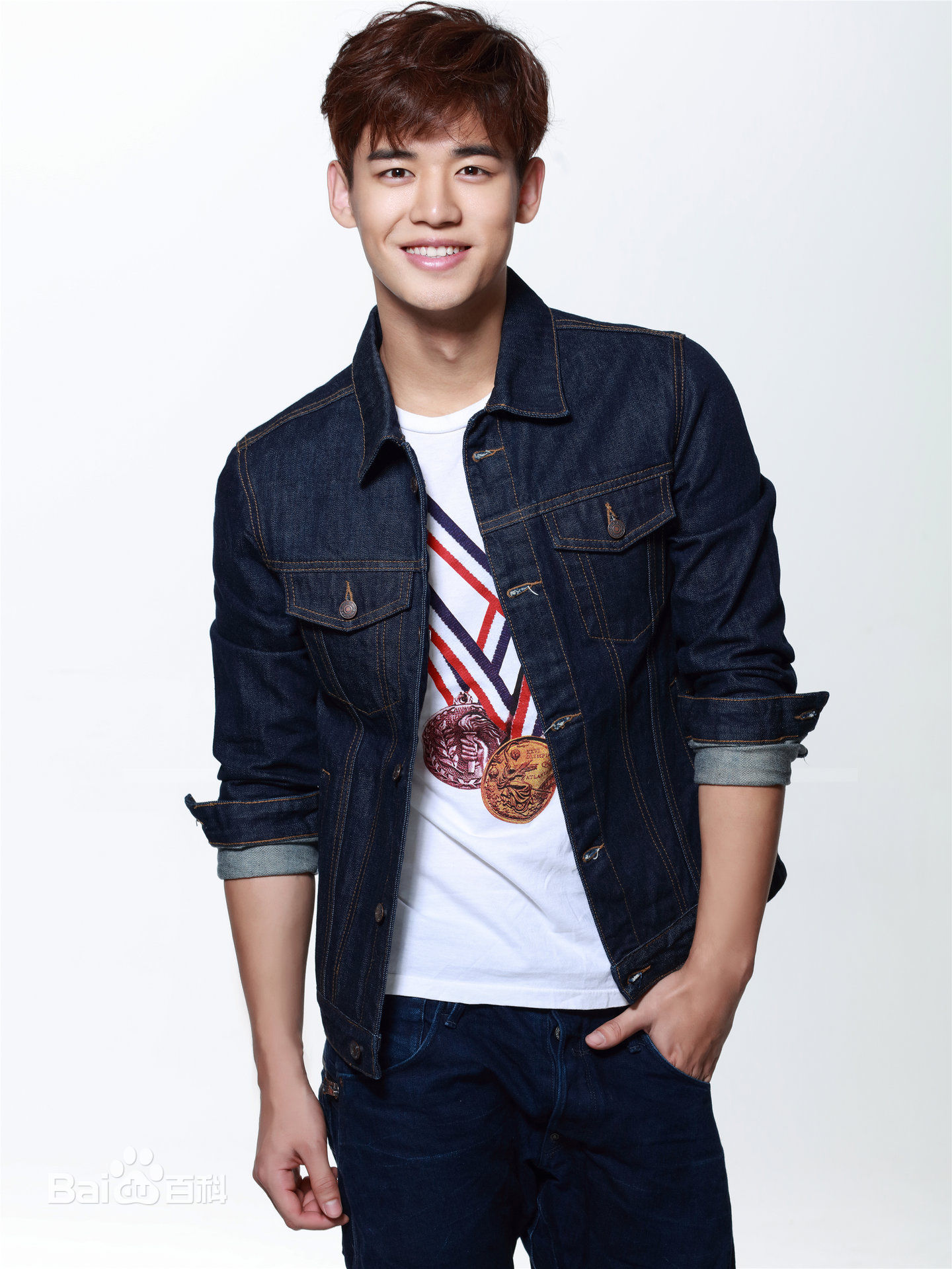 刘冬沁最新壁纸