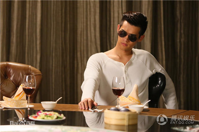 最新刘冬沁在《那年青春我们正好》高旗中的图集