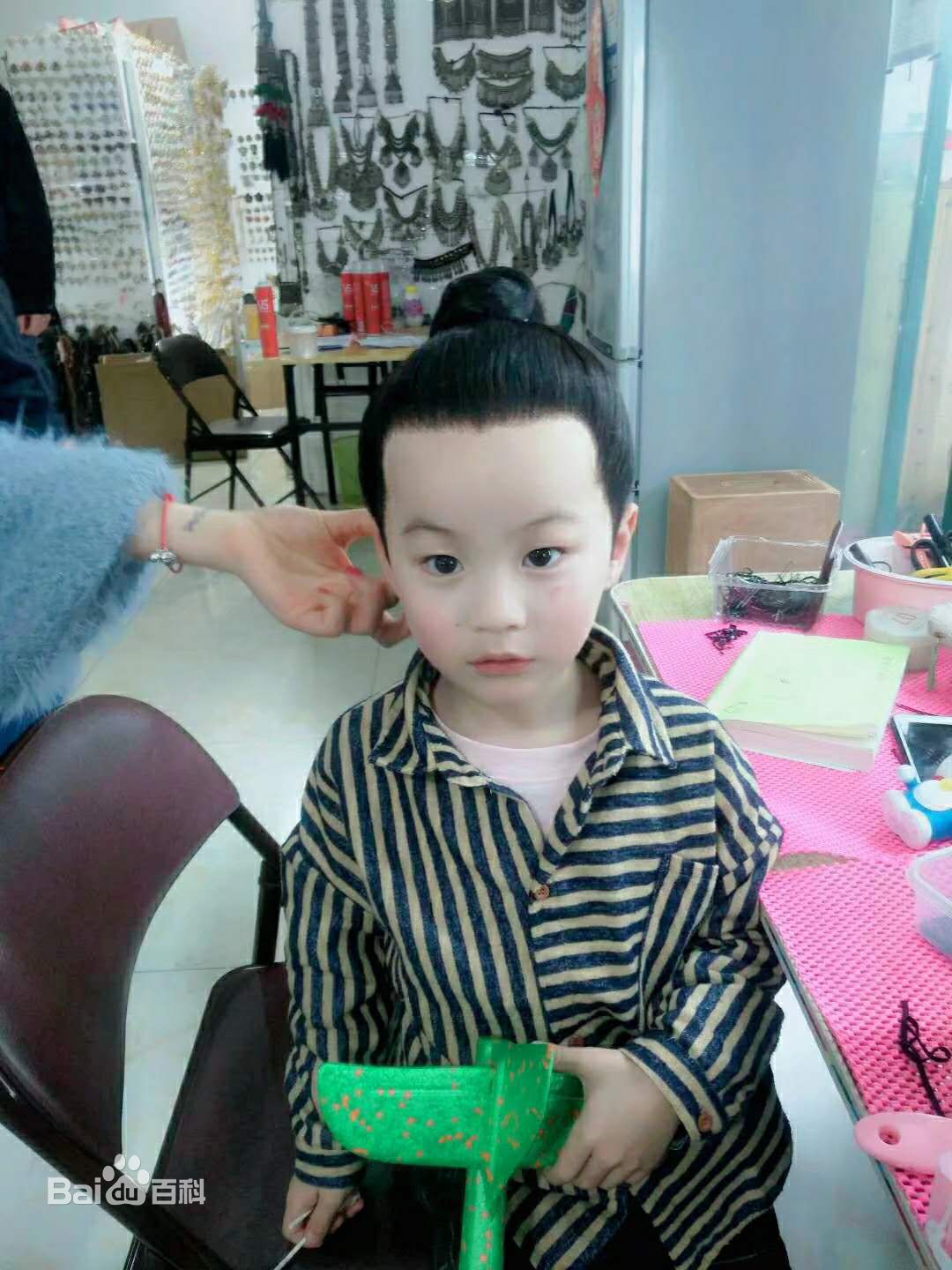 王浥尘生活照图片图集