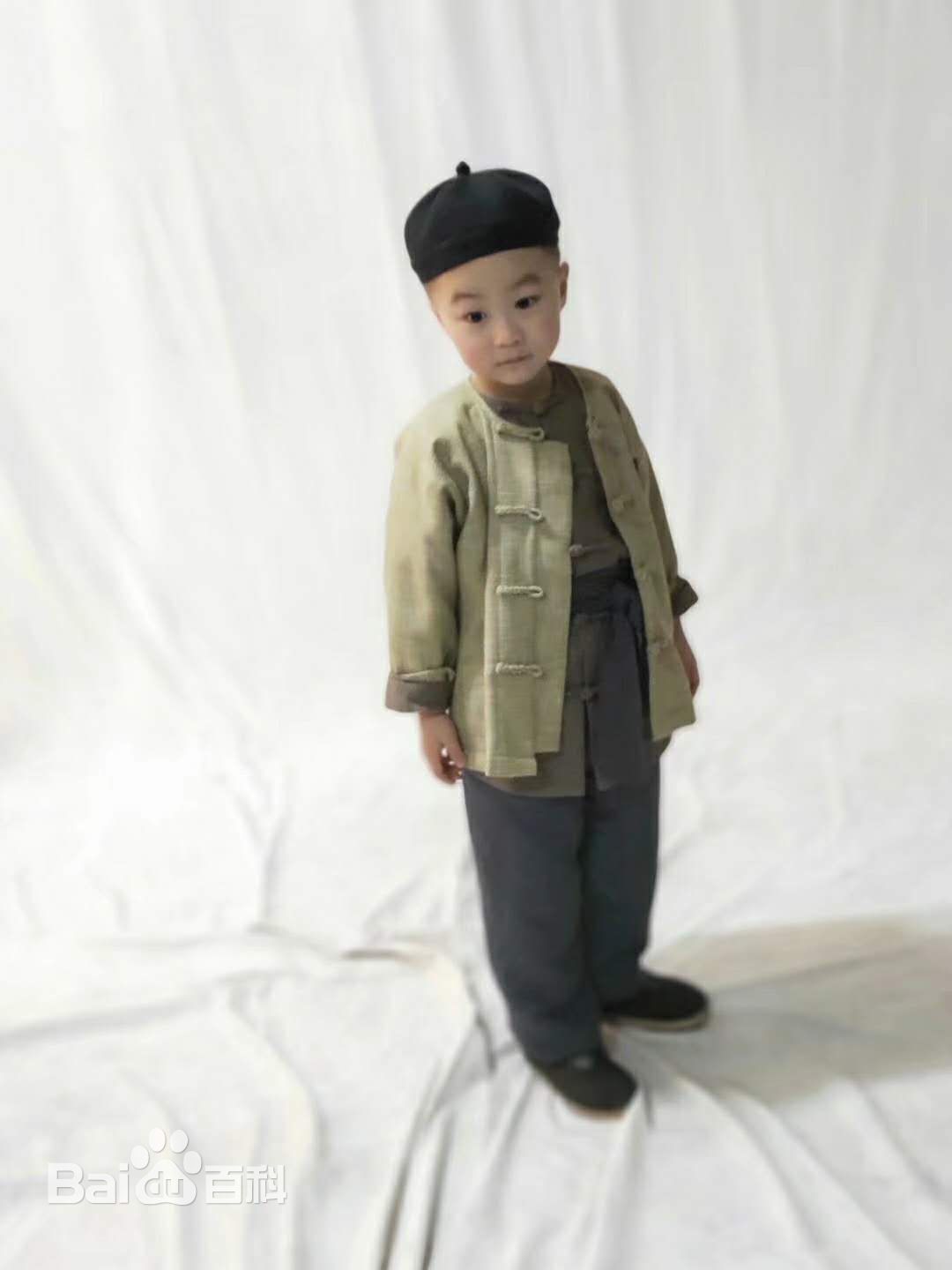 王浥尘生活照图片图集