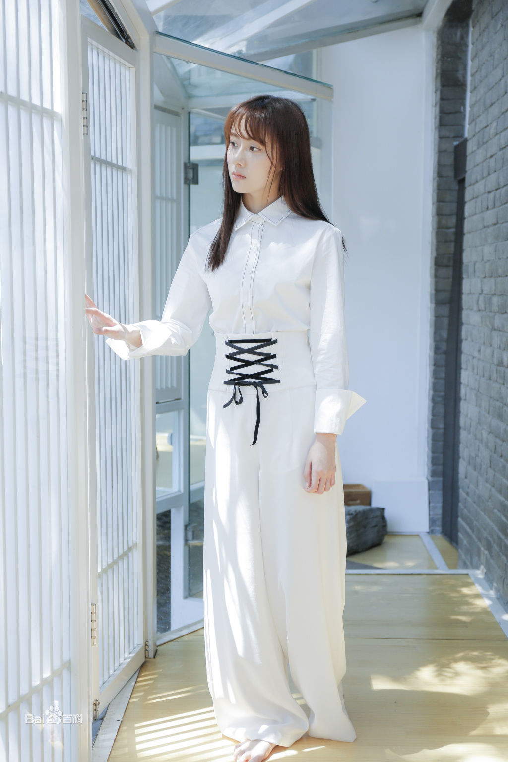 曹曦月最新文艺壁纸