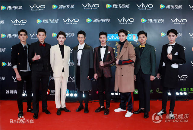 李东阳(Young)腾讯星光大赏壁纸壁纸