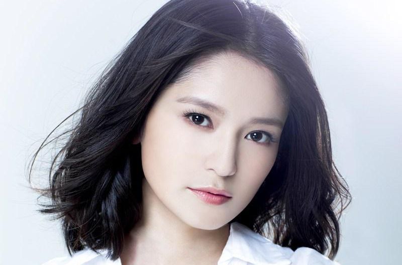 高清肖茵性感图片