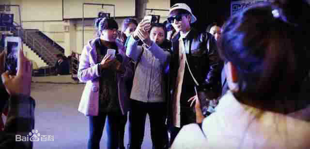 沈昌龙(C.Leo)个人经历素颜照相册