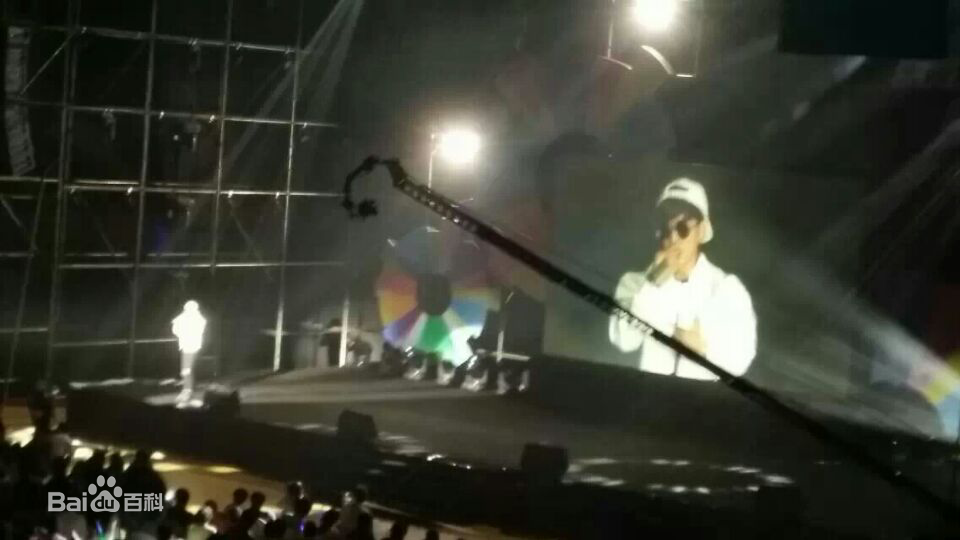 沈昌龙(C.Leo)个人经历素颜照相册