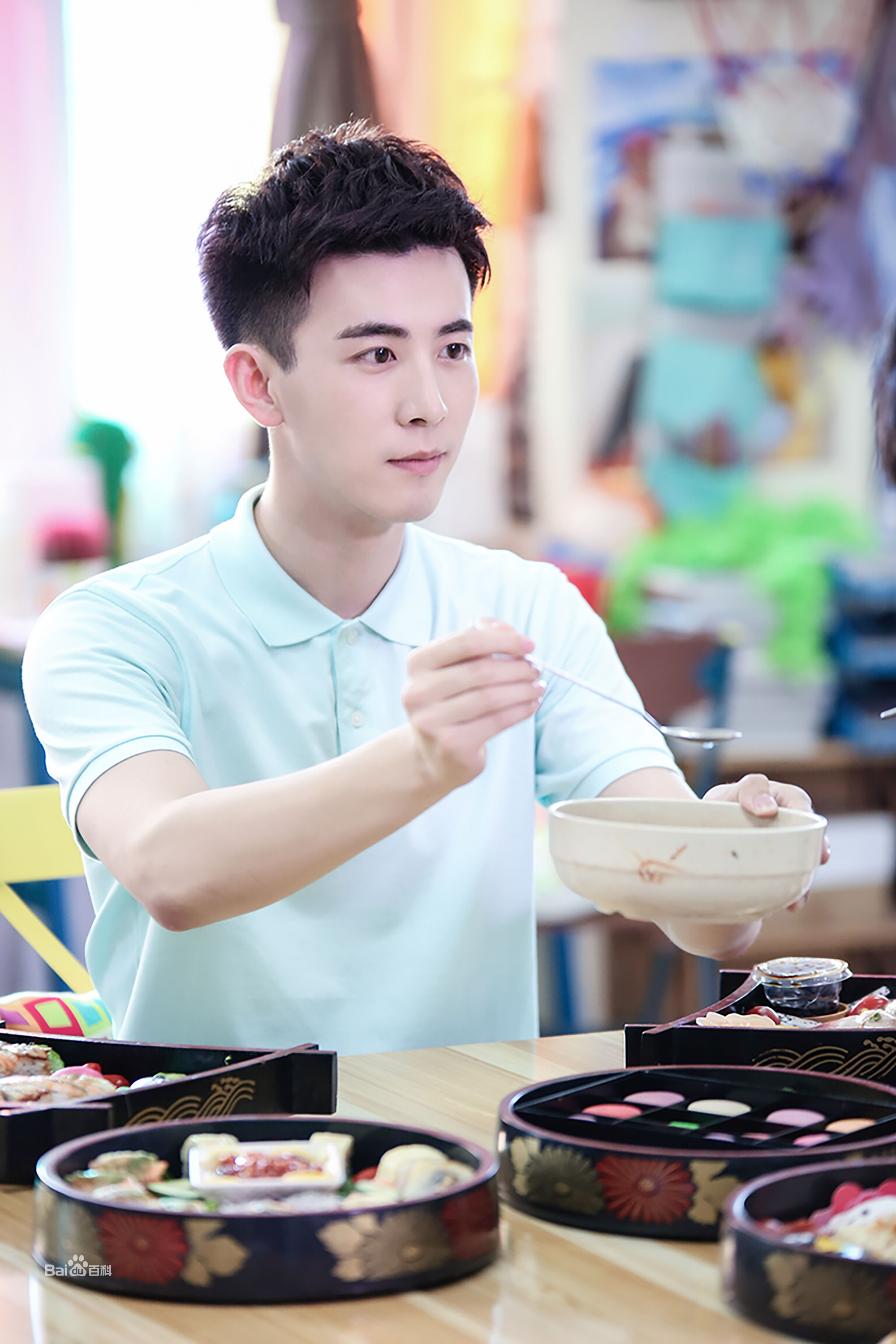 李川(Leon)在《我女朋友的男朋友》饰演亚当中的