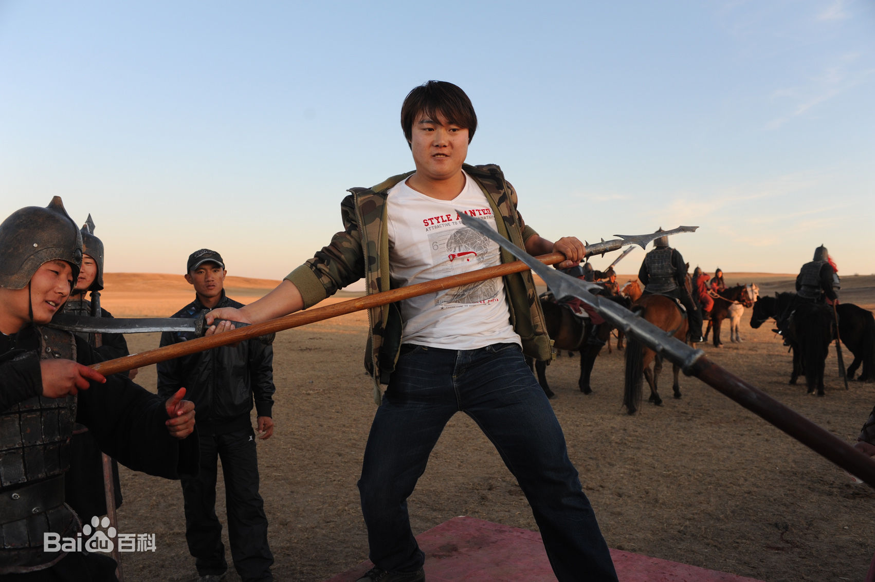 秦鹏飞(fly)工作照素颜照相册