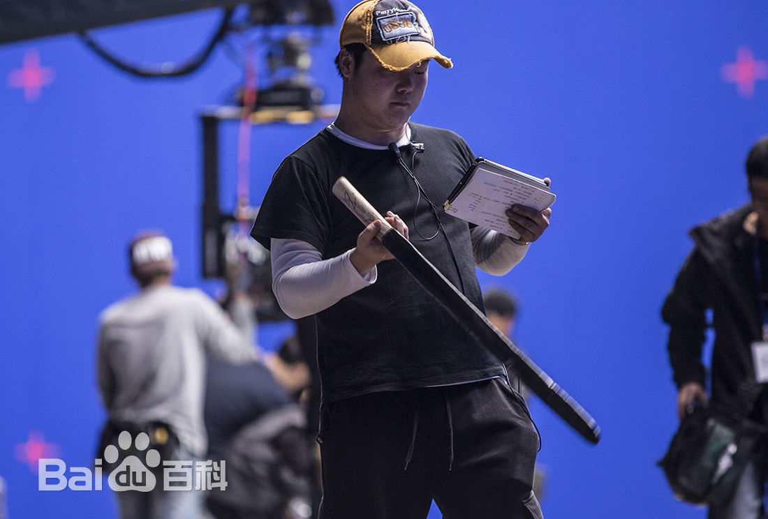 秦鹏飞(fly)工作照素颜照相册