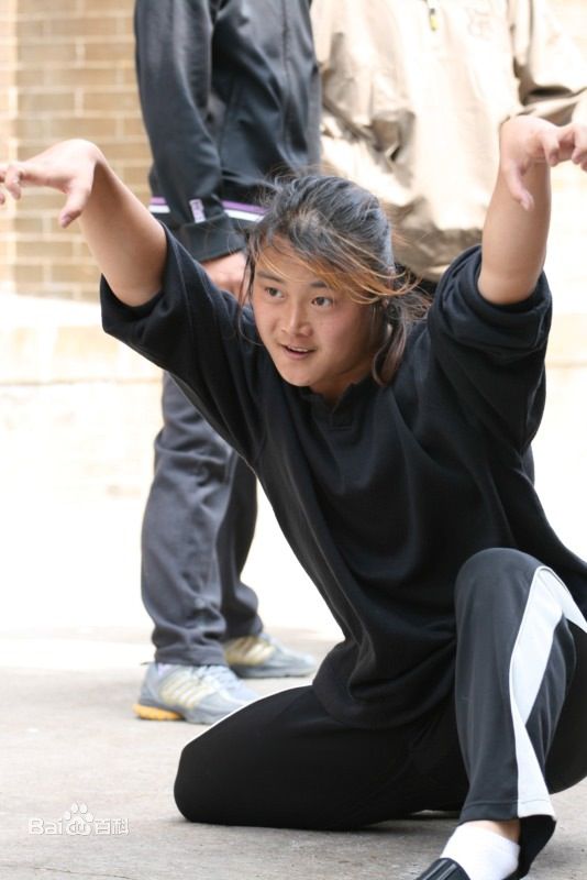 秦鹏飞(fly)工作照素颜照相册