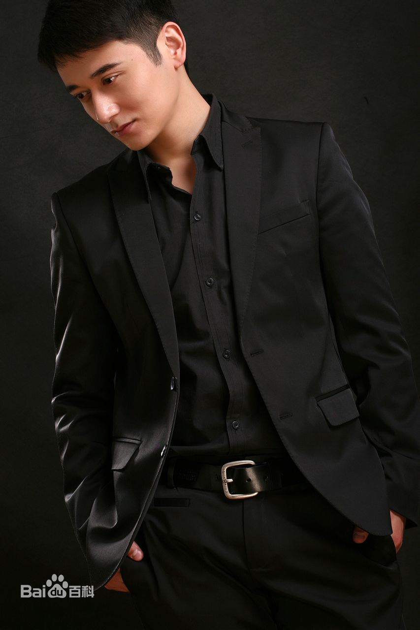 李帅(Li Shuai)演员造型照壁纸壁纸