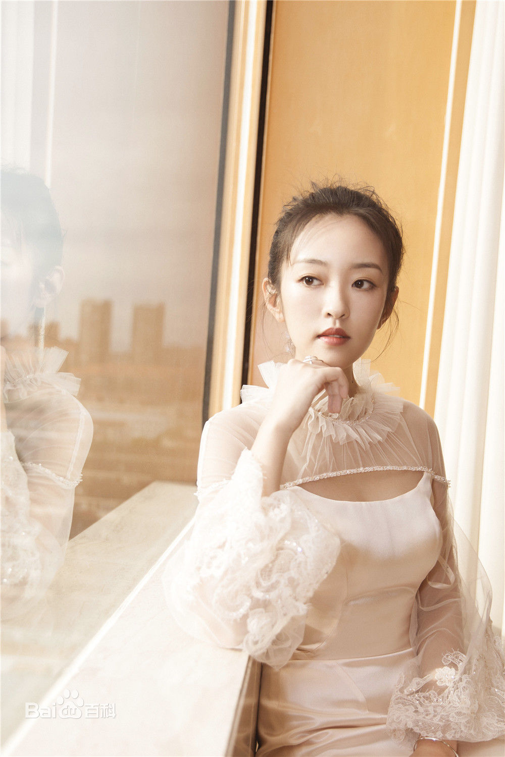 刘泳希活动照生活照