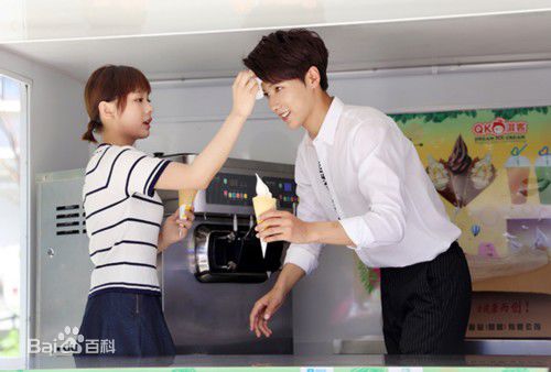 最全鲁照华在《白狐的人生》中的相册