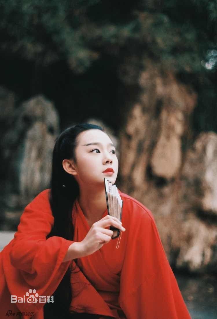 鲁照华东方不败