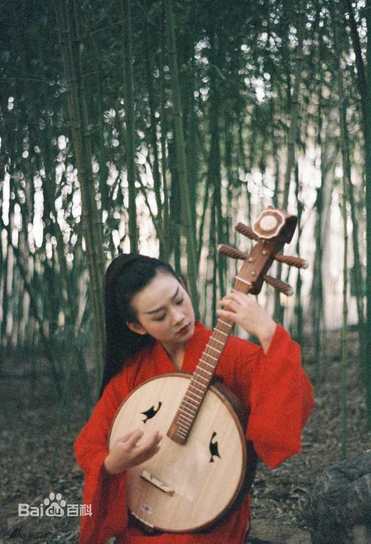 鲁照华东方不败