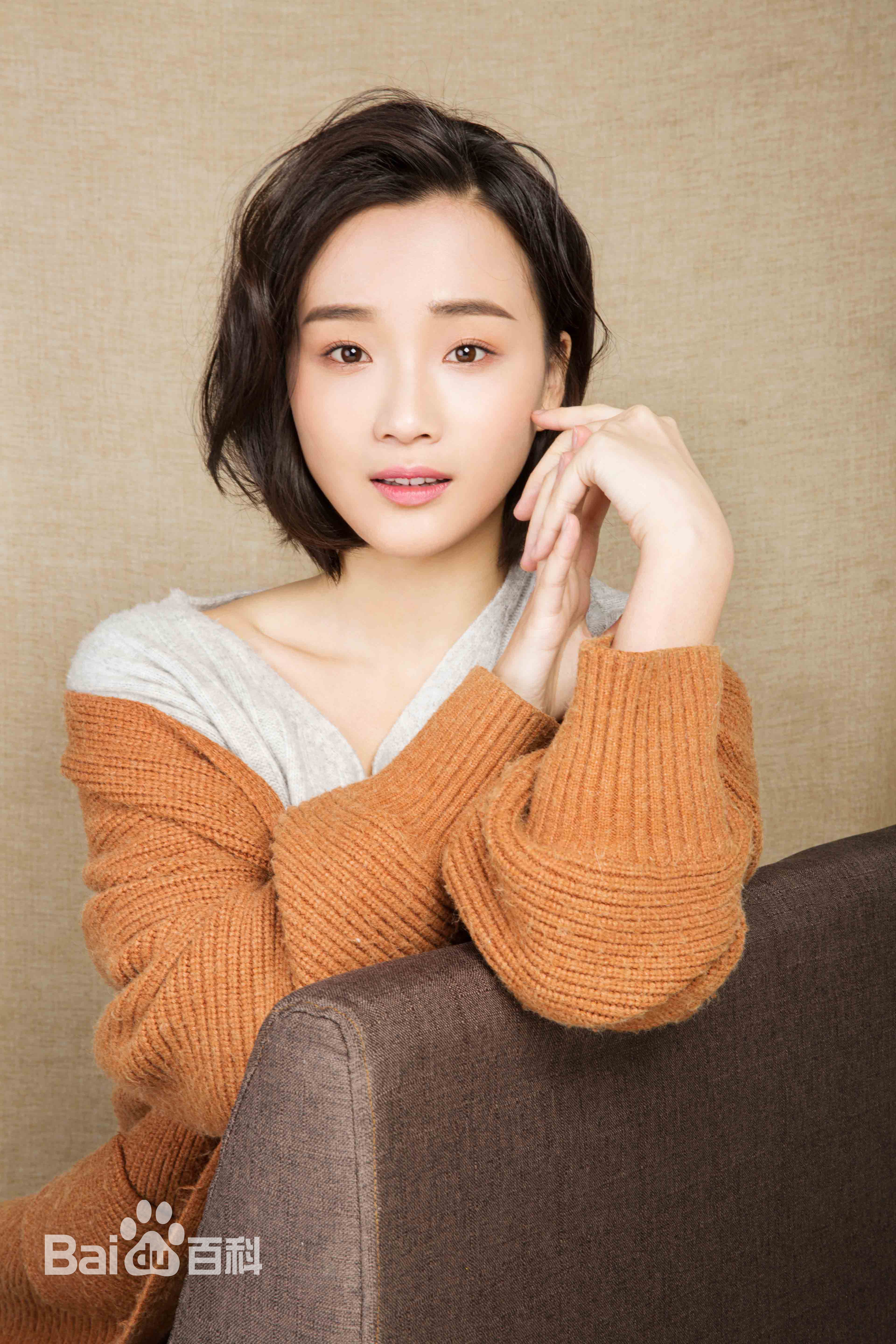 王溪鹭艺术照图片图集