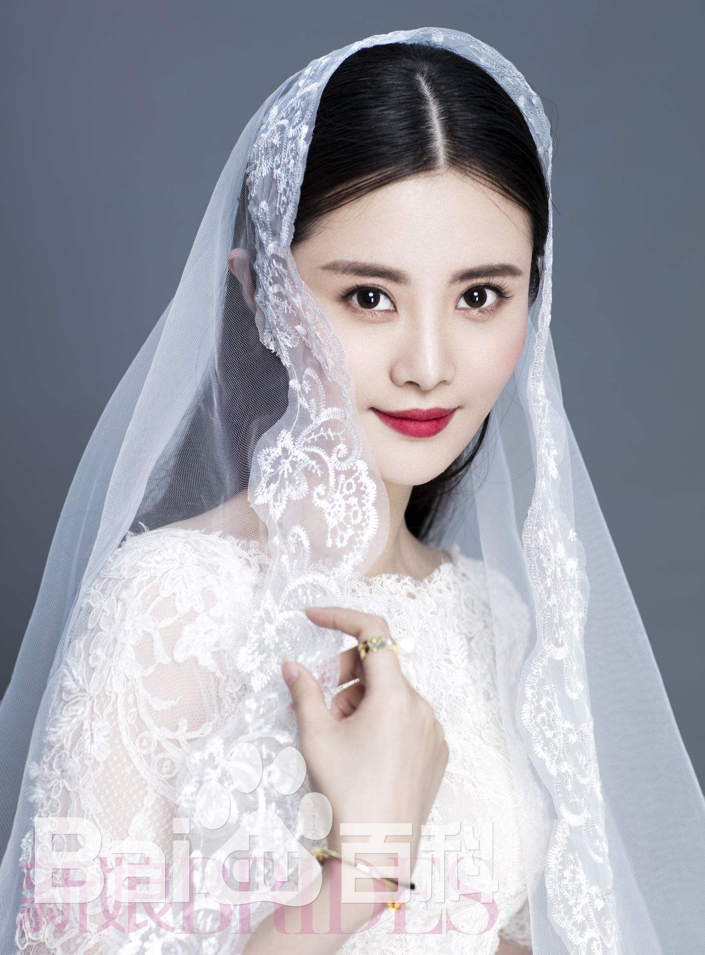 隋雨蒙《新娘BRIDES》