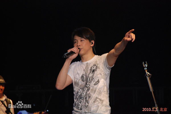 陶喆(David Zee Tao)演唱会现场照前后照片