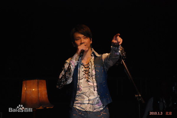 陶喆(David Zee Tao)演唱会现场照前后照片