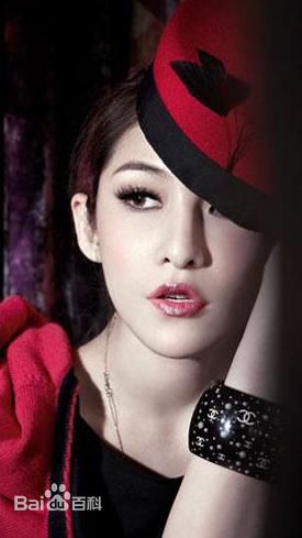 最新萧亚轩(Elva Hsiao)性感图片