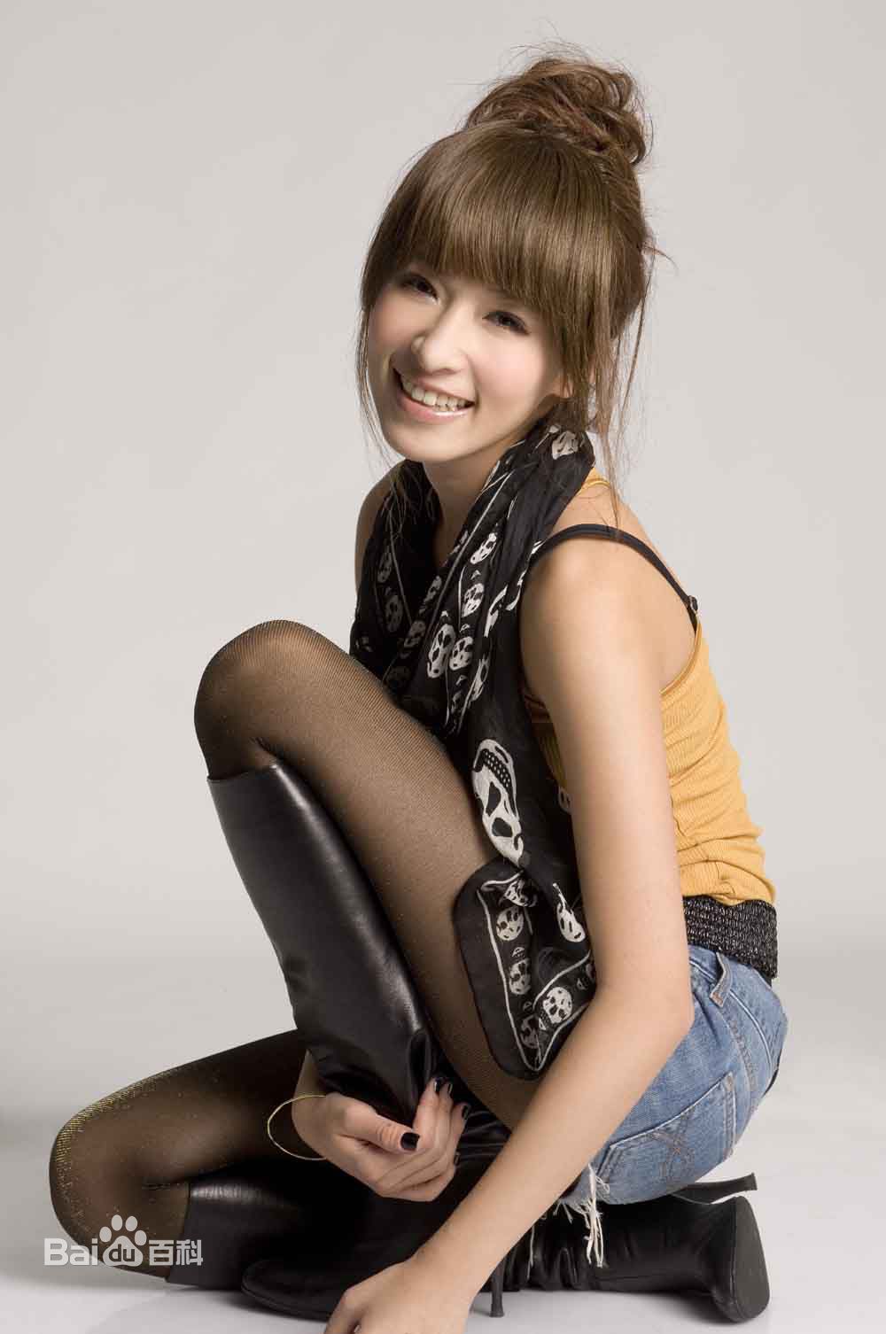 萧亚轩(Elva Hsiao)时尚造型图册