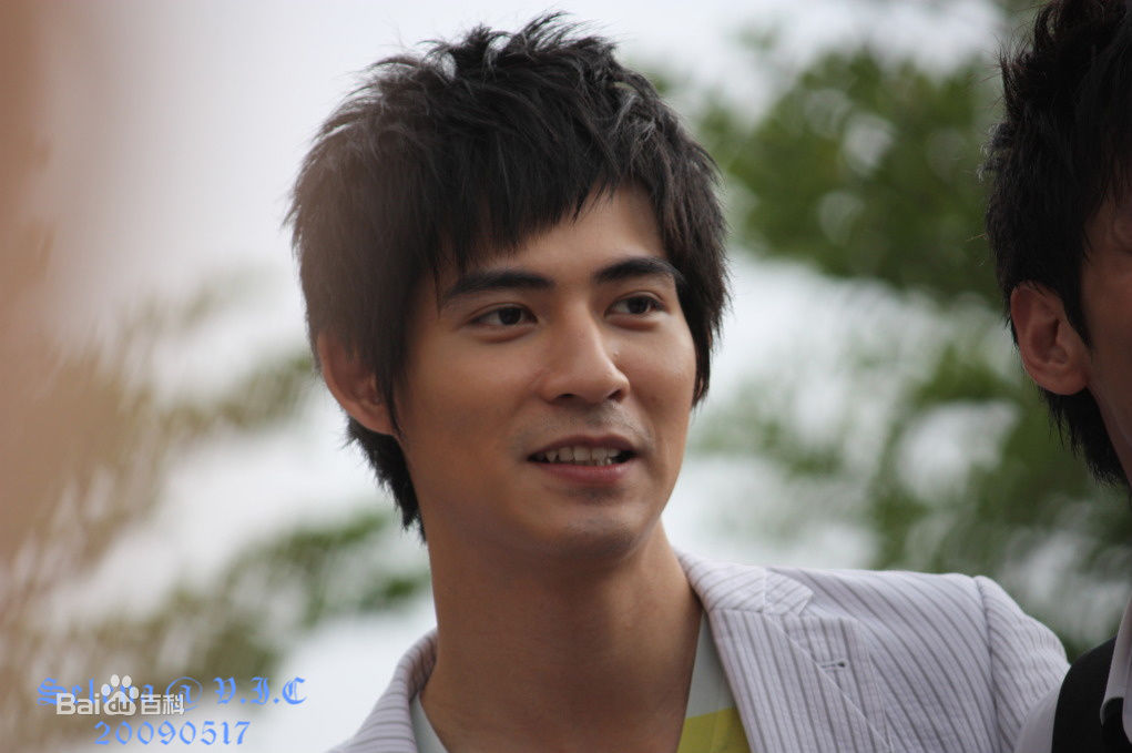 最新邹承恩(Jason Tsou)壁纸