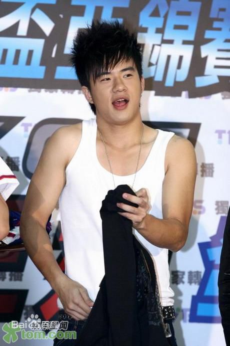 纪言恺(JR)生活照与活动照性感图片图集