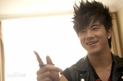 纪言恺(JR)生活照与活动照性感图片图集