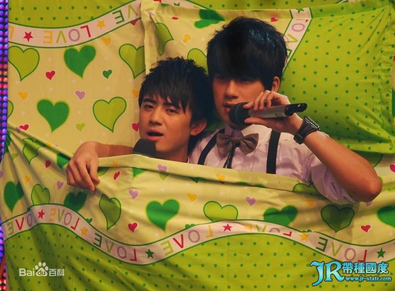 纪言恺(JR)生活照与活动照性感图片图集