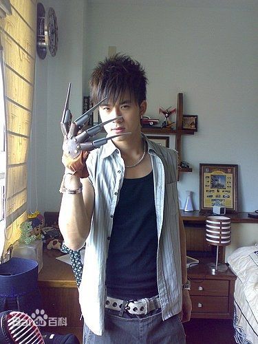 纪言恺(JR)生活照与活动照性感图片图集