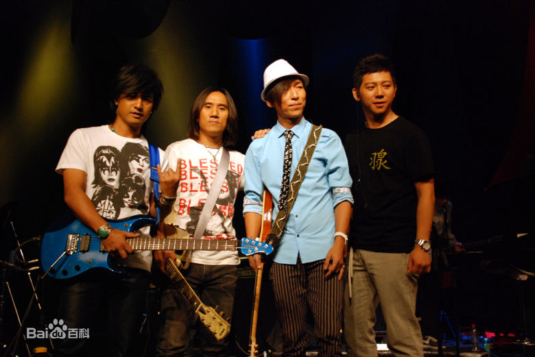 动力火车(Power Station)演唱现场前后照片