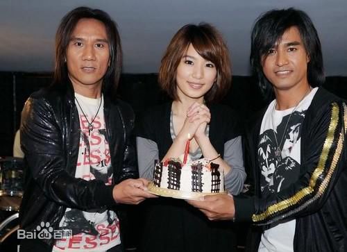 动力火车(Power Station)前后照片