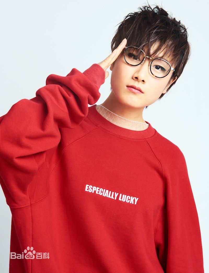 丁宁-时尚大片前后照片