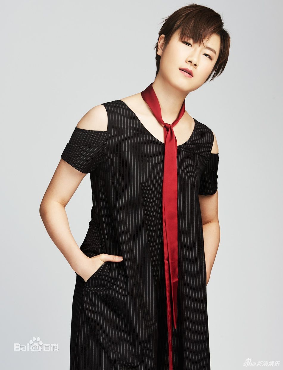 丁宁-时尚大片前后照片