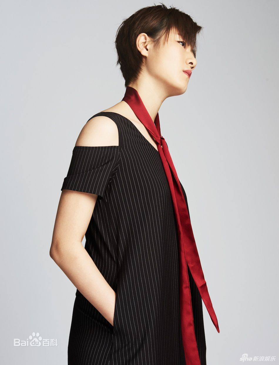 丁宁-时尚大片前后照片