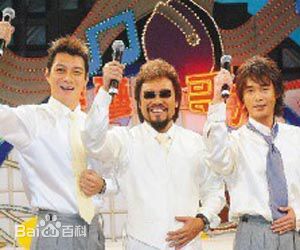 郭子乾出席活动前后照片