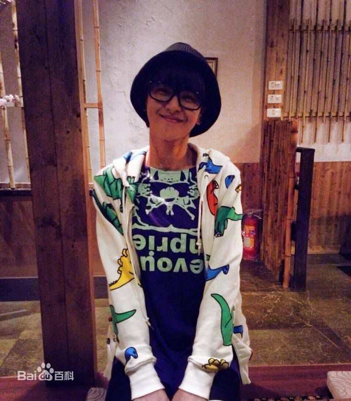 曾沛慈(Pets)2014性感图片壁纸