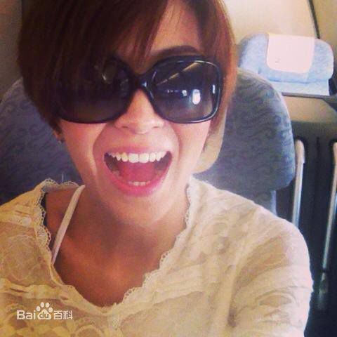 曾沛慈(Pets)2013性感图片壁纸