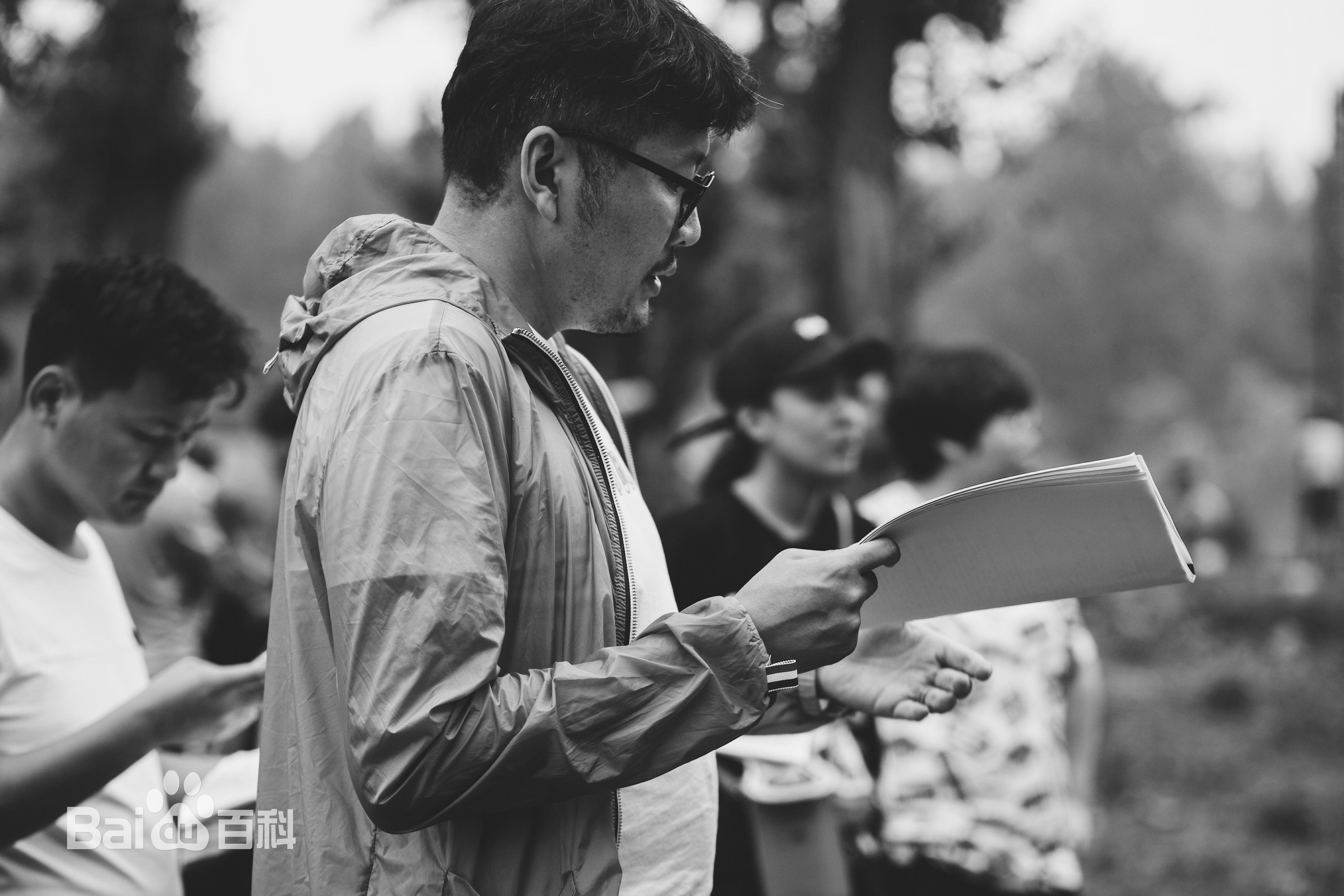 李亚东工作照图册