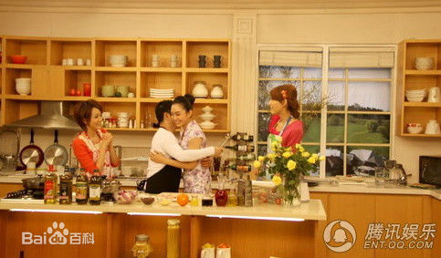 杜娟出席活动前后照片