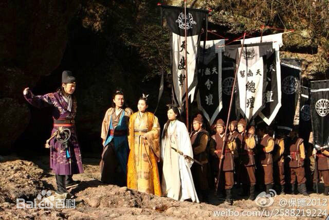 杜娟电视剧《新保镖之翡翠娃娃》最全剧照