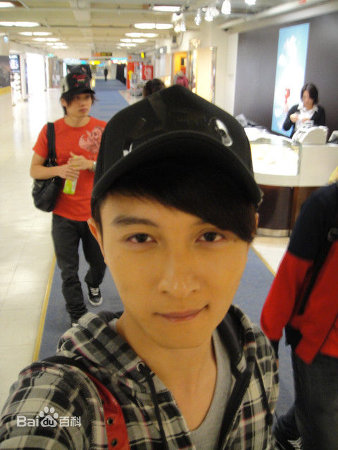 东城卫(D.C.W)李明翰（冥）前后照片