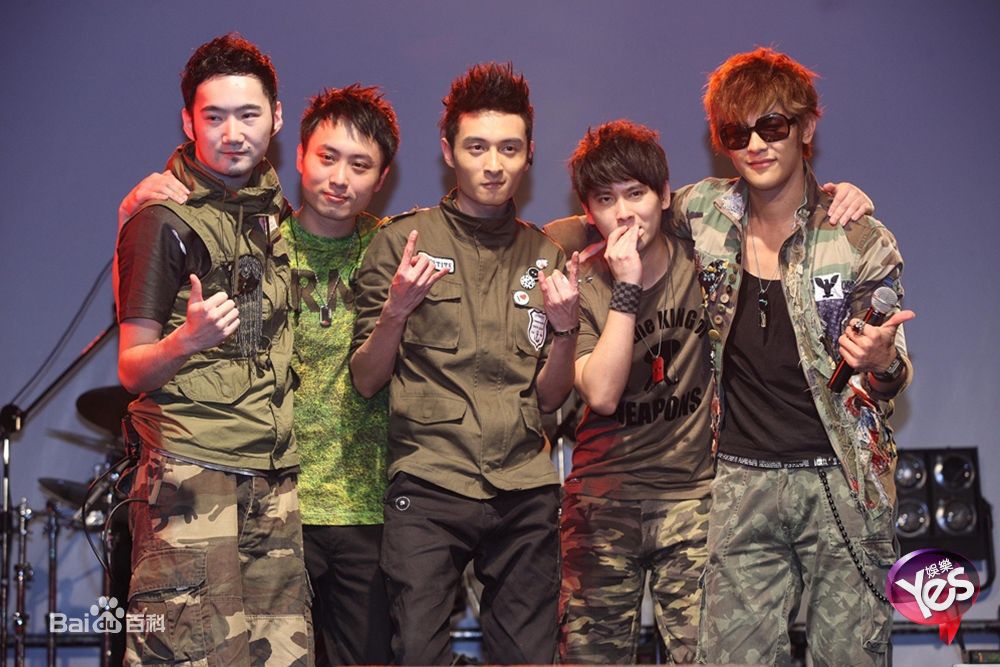 东城卫(D.C.W)前后照片