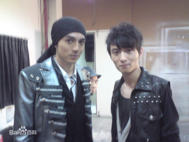 东城卫(D.C.W)成员照片前后照片