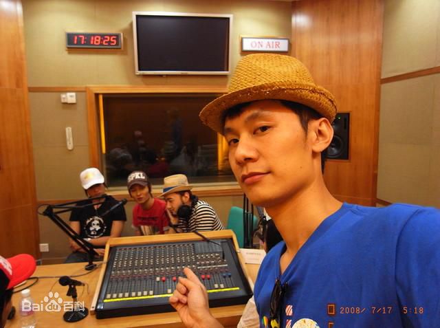 东城卫(D.C.W)成员照片前后照片