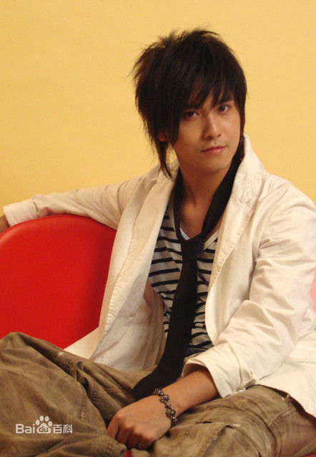 东城卫(D.C.W)成员照片前后照片