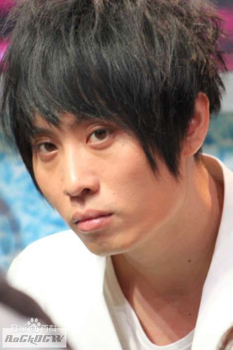 东城卫(D.C.W)2011后援转载照图片图集