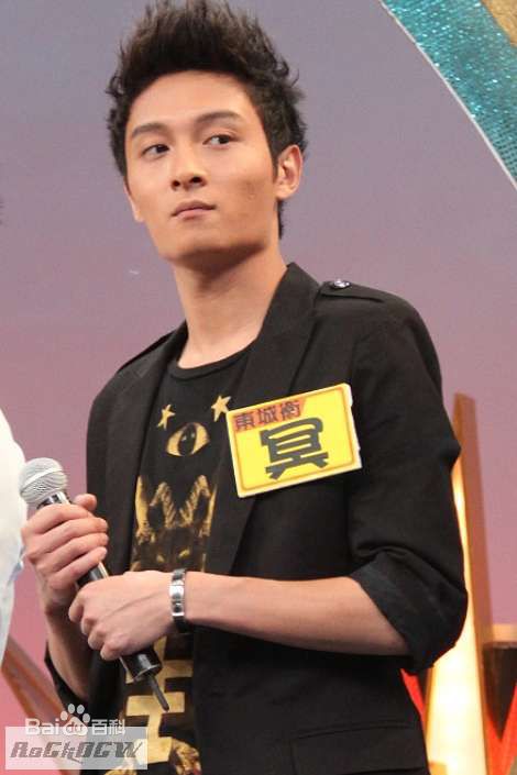 东城卫(D.C.W)2011后援转载照图片图集