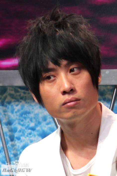 东城卫(D.C.W)2011后援转载照图片图集