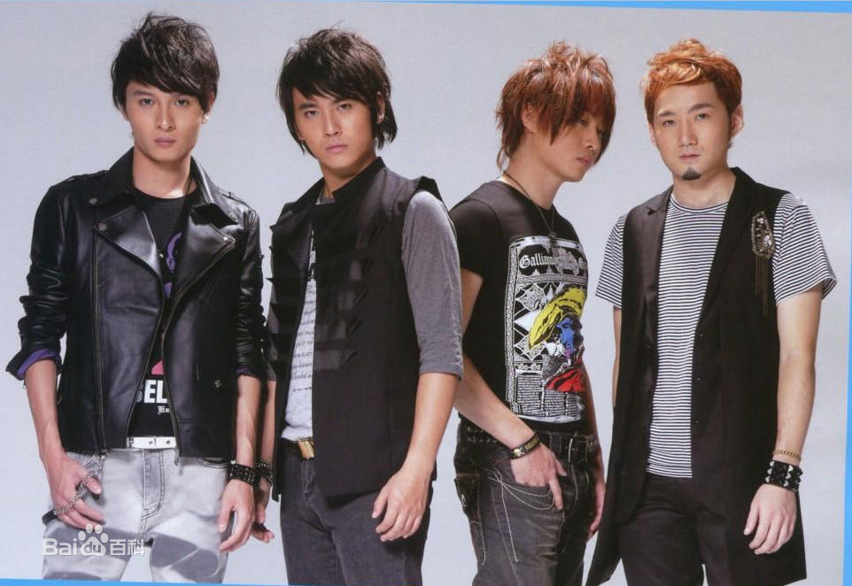 精选东城卫(D.C.W)图片